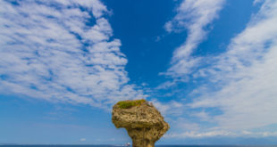 小琉球旅遊 - 花瓶岩與琉球遊客服務中心