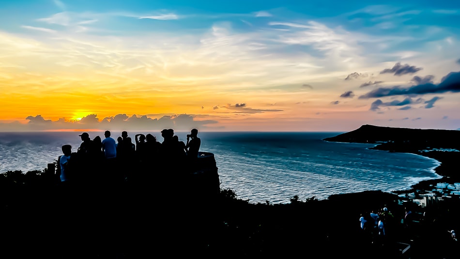 關山夕照