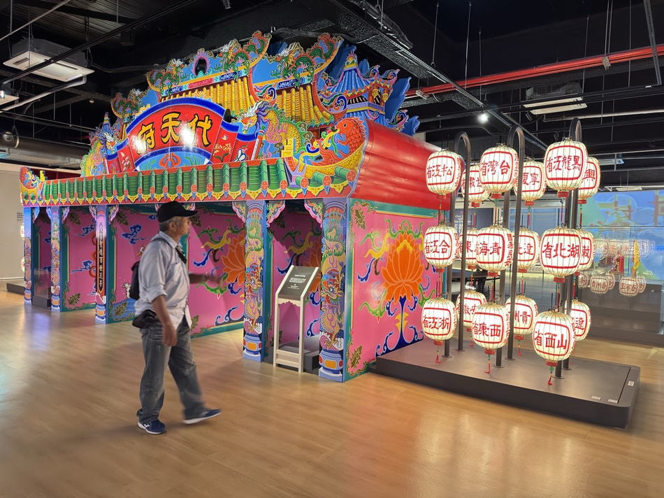 東港轉乘站&王船文化館全景實況照片。 東港轉乘站&王船文化館全景實況照片。