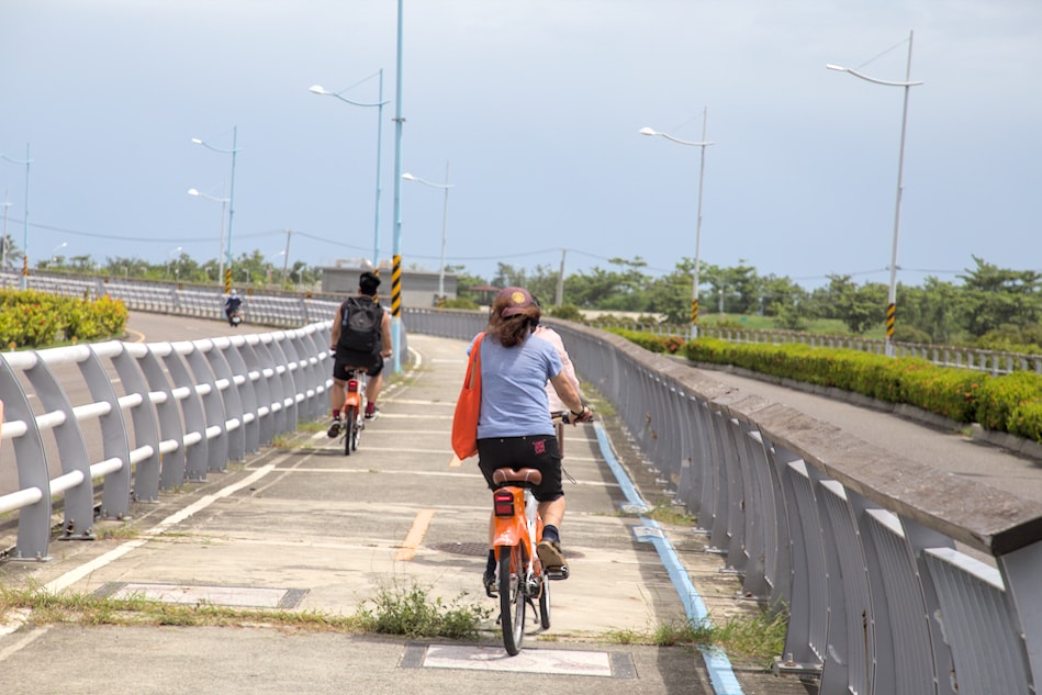 騎Ubike上跨海大橋全景實況照片。 騎Ubike上跨海大橋全景實況照片。