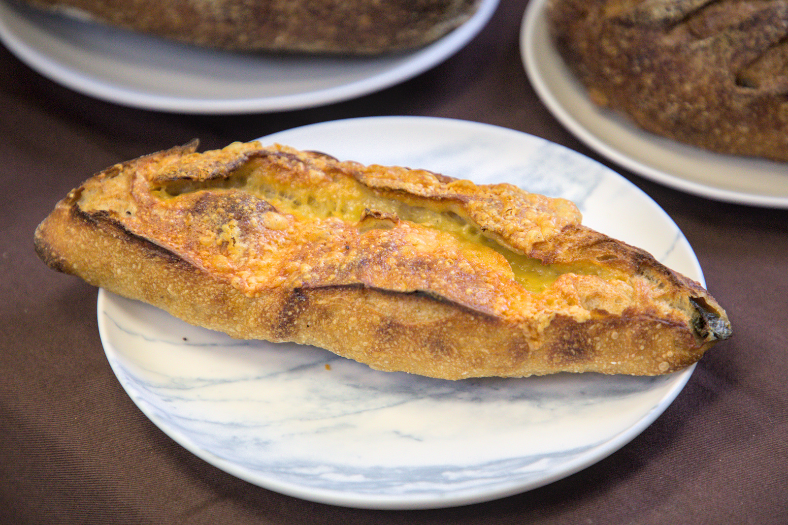 A Life bakery 剝皮辣椒起司麵包,融合台式風味與歐式烘焙技術。 A Life bakery 剝皮辣椒起司麵包,融合台式風味與歐式烘焙技術。