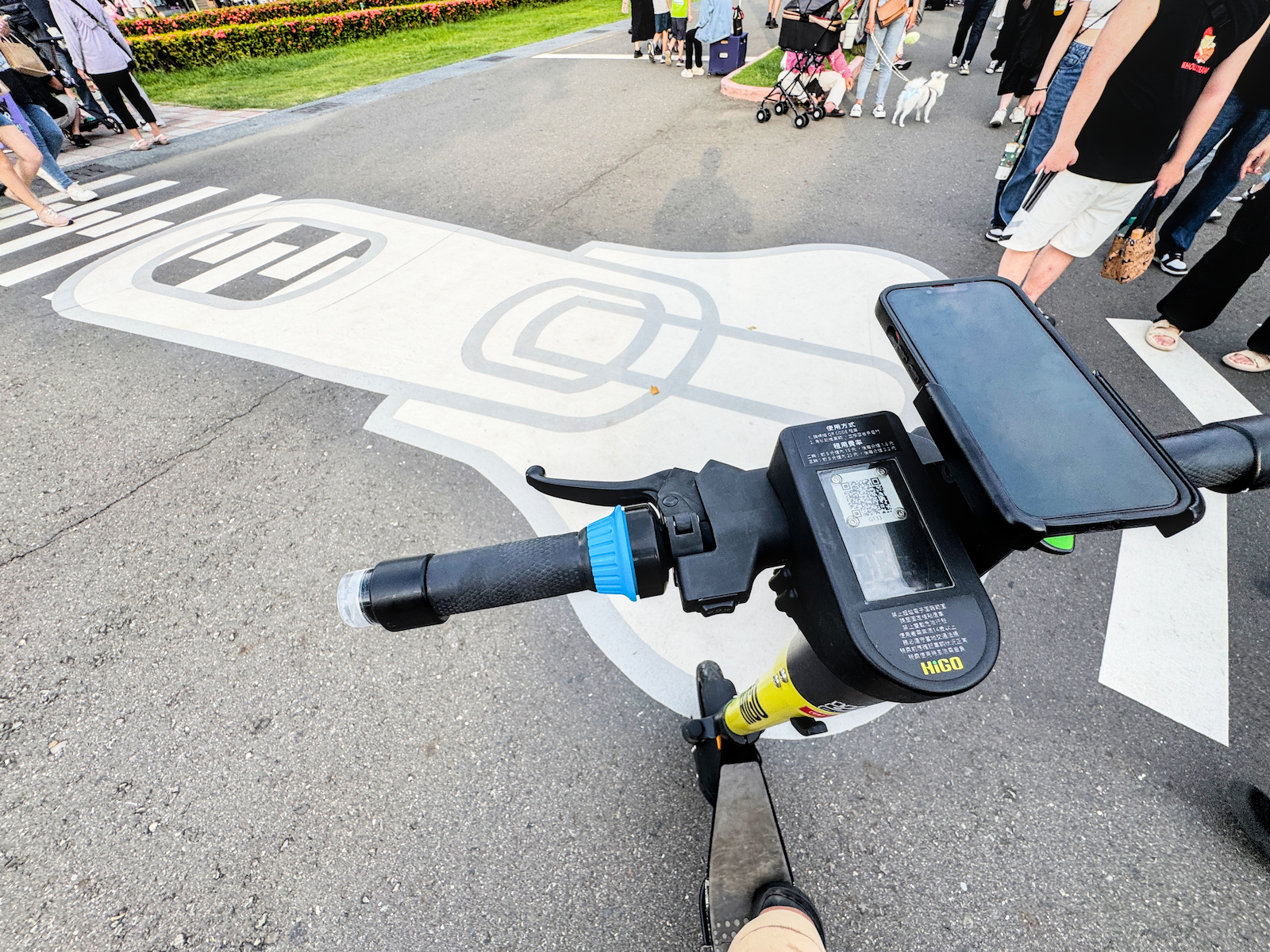 HIGO 共享電動滑板車｜高雄駁二一日遊最輕鬆的移動方式