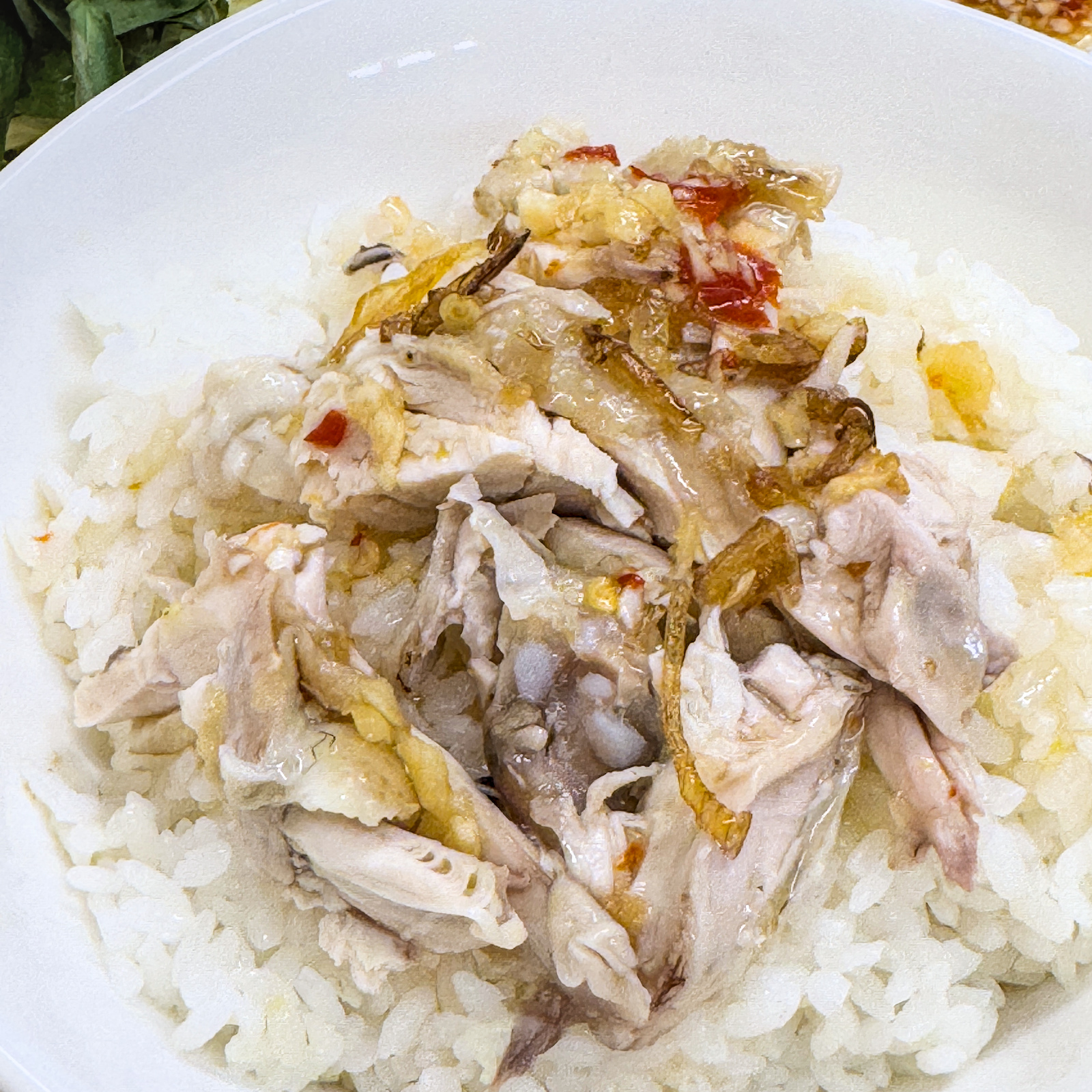 彤鄉土雞肉粥|苓雅區美食新發現!冷氣開放的自強夜市美食「越」式綠洲! - 第12張圖 20251006 183320+0800 2784277