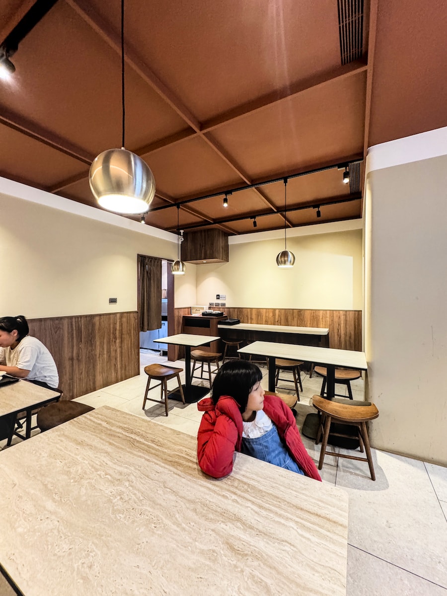 高雄鹽埕美食推薦：米糕城 80年老店的靈魂味蕾之旅