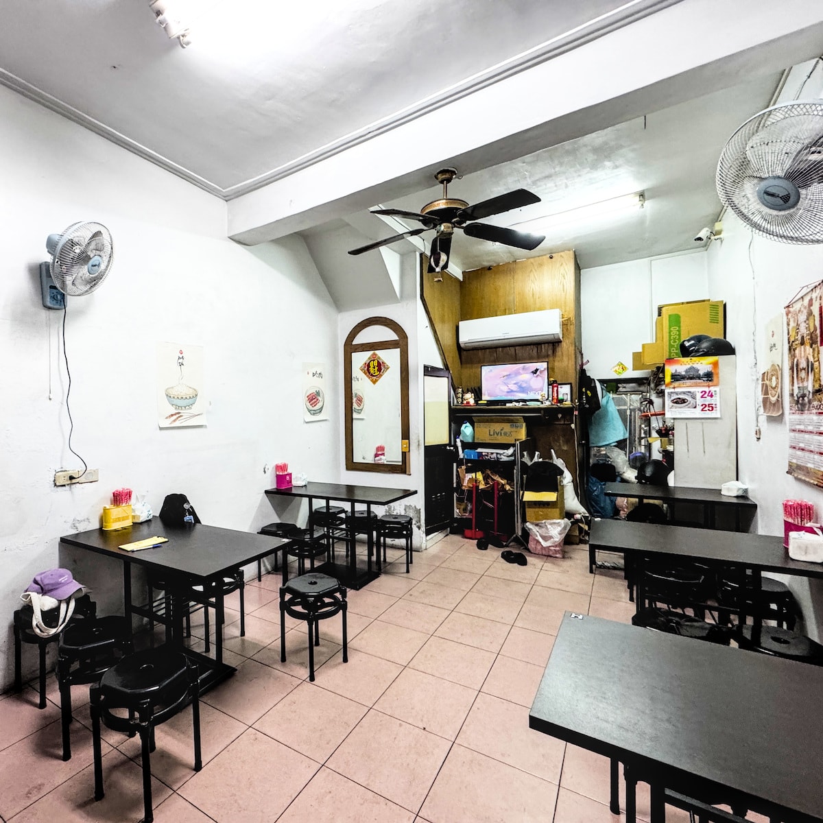 鼎山街老饕祕密基地!北大港原盅燉鴨湯,必點菜單上沒有的「炸花枝排」與回甘補湯 - 第3張圖 鼎山街老饕祕密基地!北大港原盅燉鴨湯,必點菜單上沒有的「炸花枝排」與回甘補湯