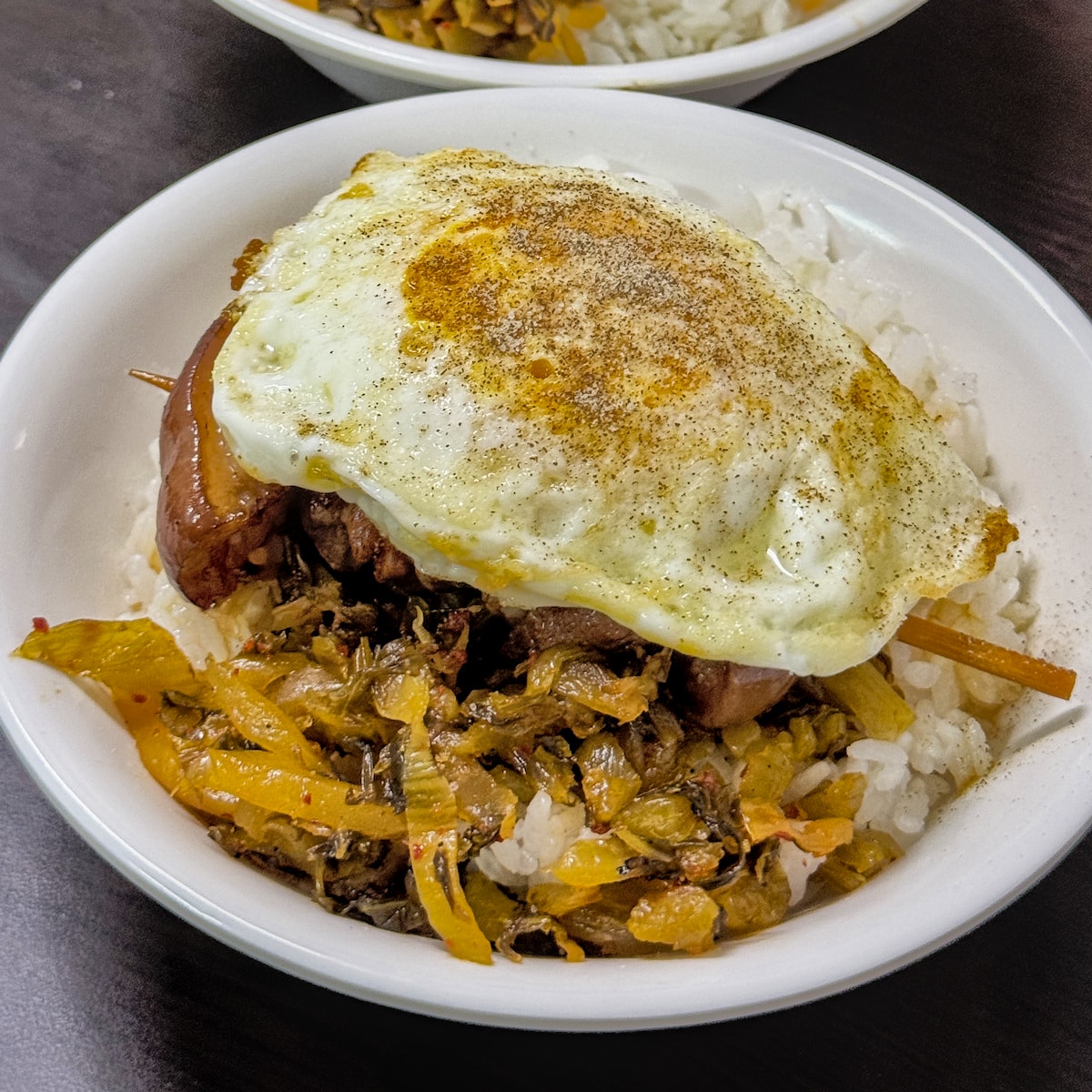 鼎山街老饕祕密基地!北大港原盅燉鴨湯,必點菜單上沒有的「炸花枝排」與回甘補湯 - 第5張圖 鼎山街老饕祕密基地!北大港原盅燉鴨湯,必點菜單上沒有的「炸花枝排」與回甘補湯