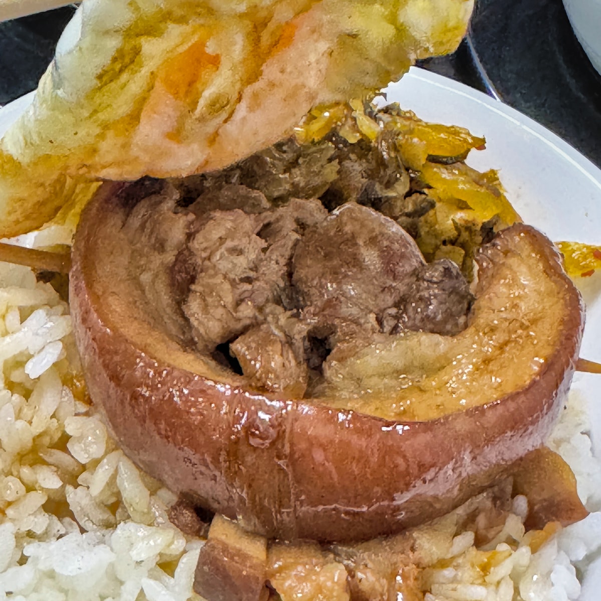 鼎山街老饕祕密基地!北大港原盅燉鴨湯,必點菜單上沒有的「炸花枝排」與回甘補湯 - 第6張圖 鼎山街老饕祕密基地!北大港原盅燉鴨湯,必點菜單上沒有的「炸花枝排」與回甘補湯