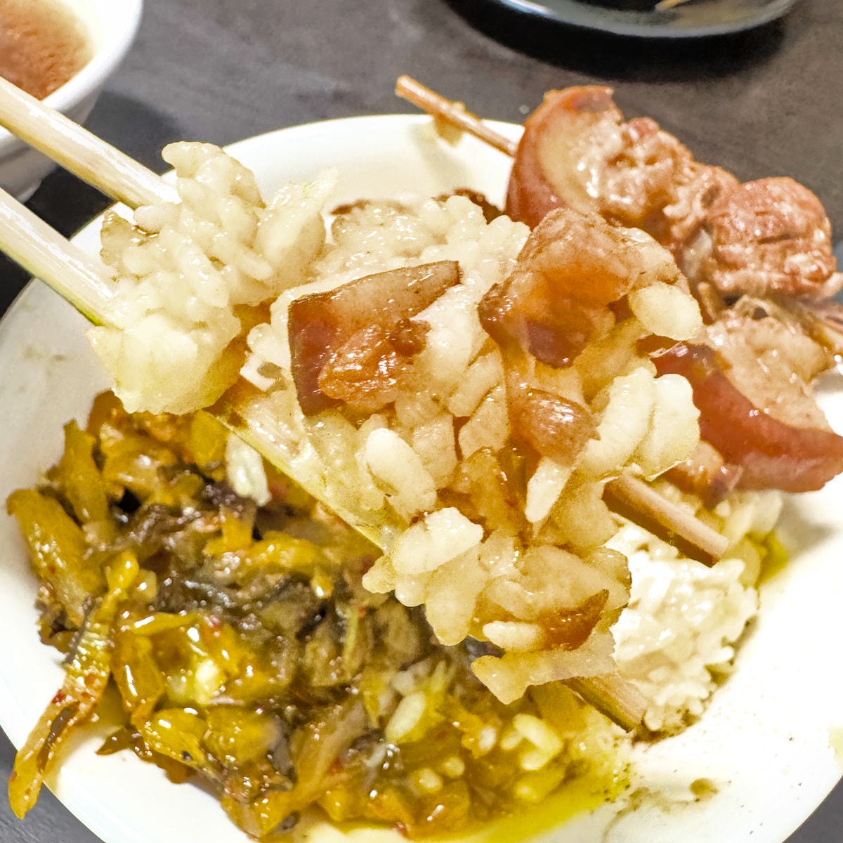 鼎山街老饕祕密基地!北大港原盅燉鴨湯,必點菜單上沒有的「炸花枝排」與回甘補湯 - 第8張圖 鼎山街老饕祕密基地!北大港原盅燉鴨湯,必點菜單上沒有的「炸花枝排」與回甘補湯