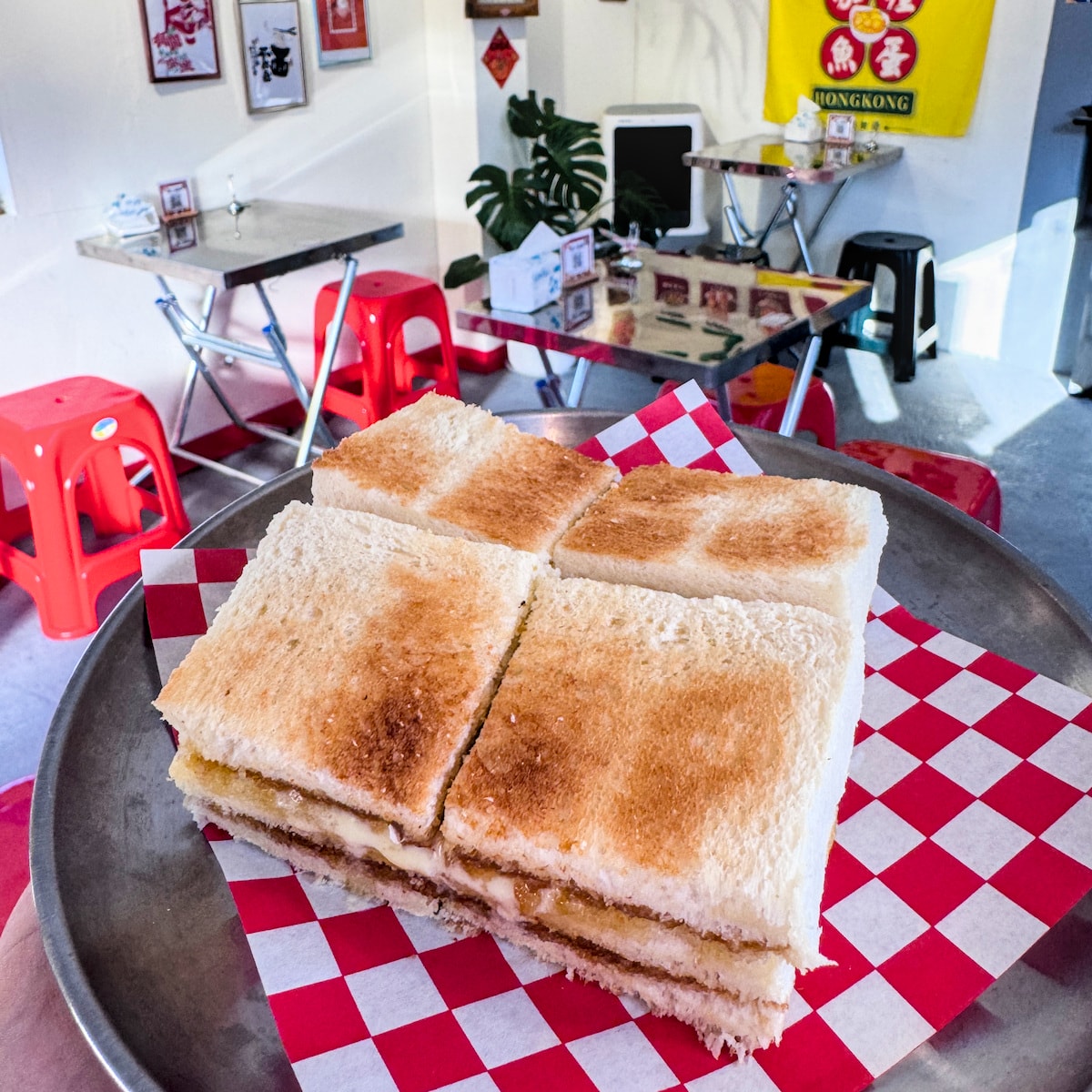 高雄美食推薦：兩口子老屋茶館，大社巷弄裡的南洋風情與靈魂撈汁