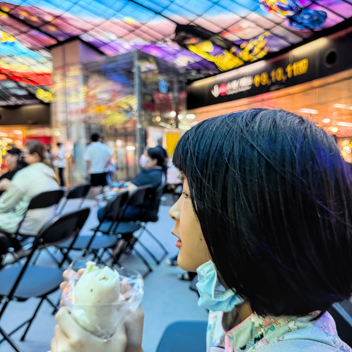 高雄捷運美食｜美麗島站 1 號出口「60年三代春捲」：帶小孩也能優雅開吃的紮實古早味！
