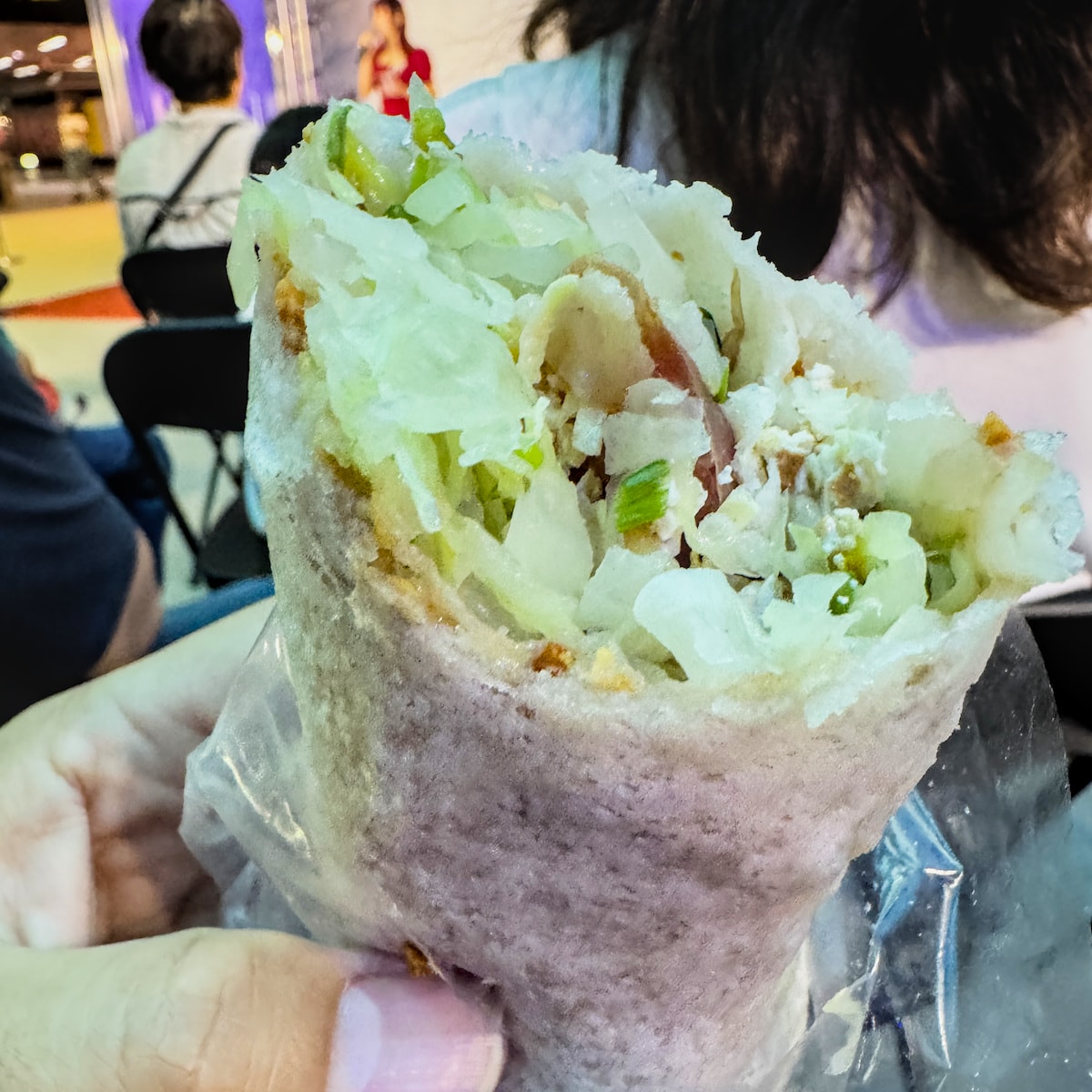 高雄捷運美食｜美麗島站 1 號出口「60年三代春捲」：帶小孩也能優雅開吃的紮實古早味！