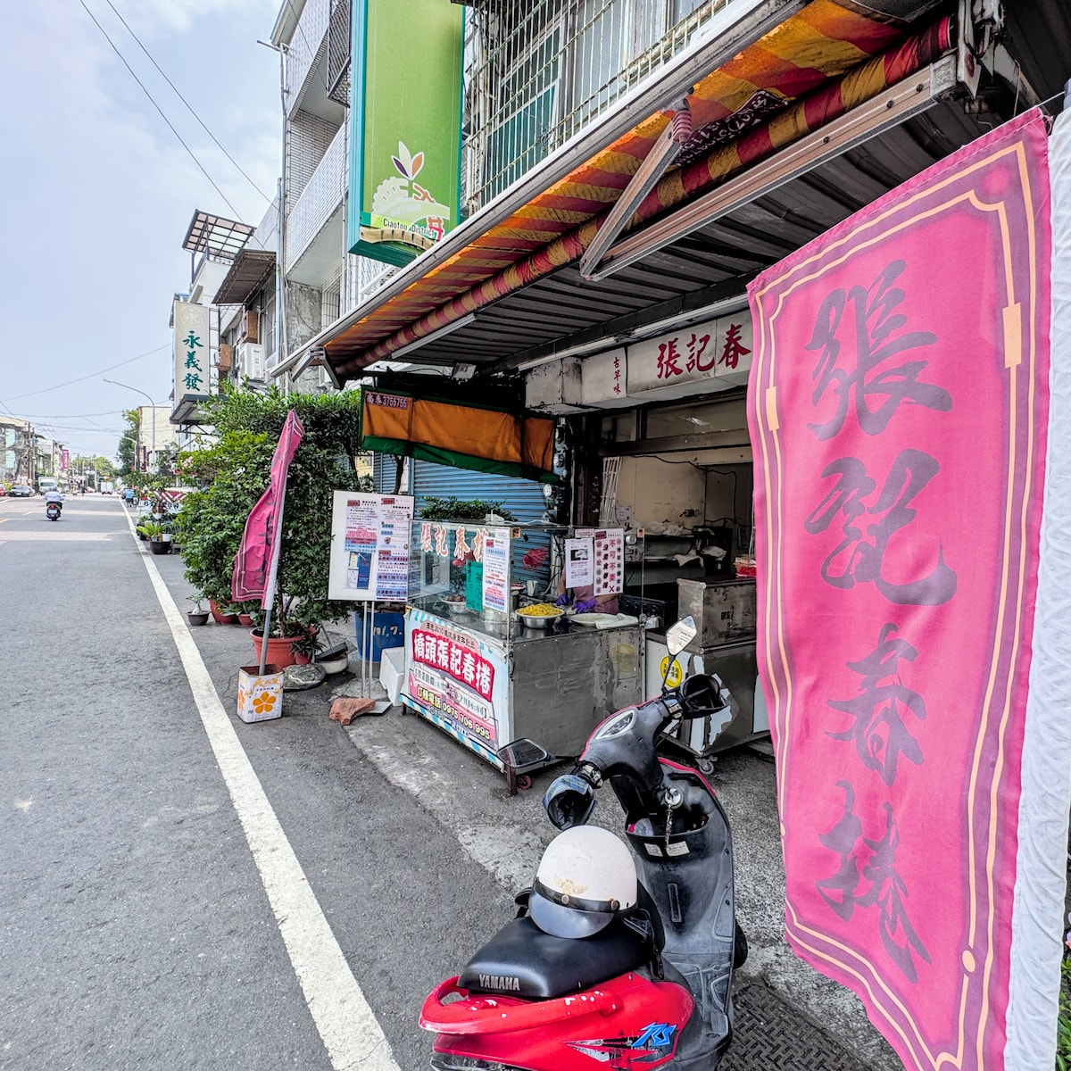 張記春捲：高雄橋頭老街必吃，爆量系潤餅與清明節排隊傳奇