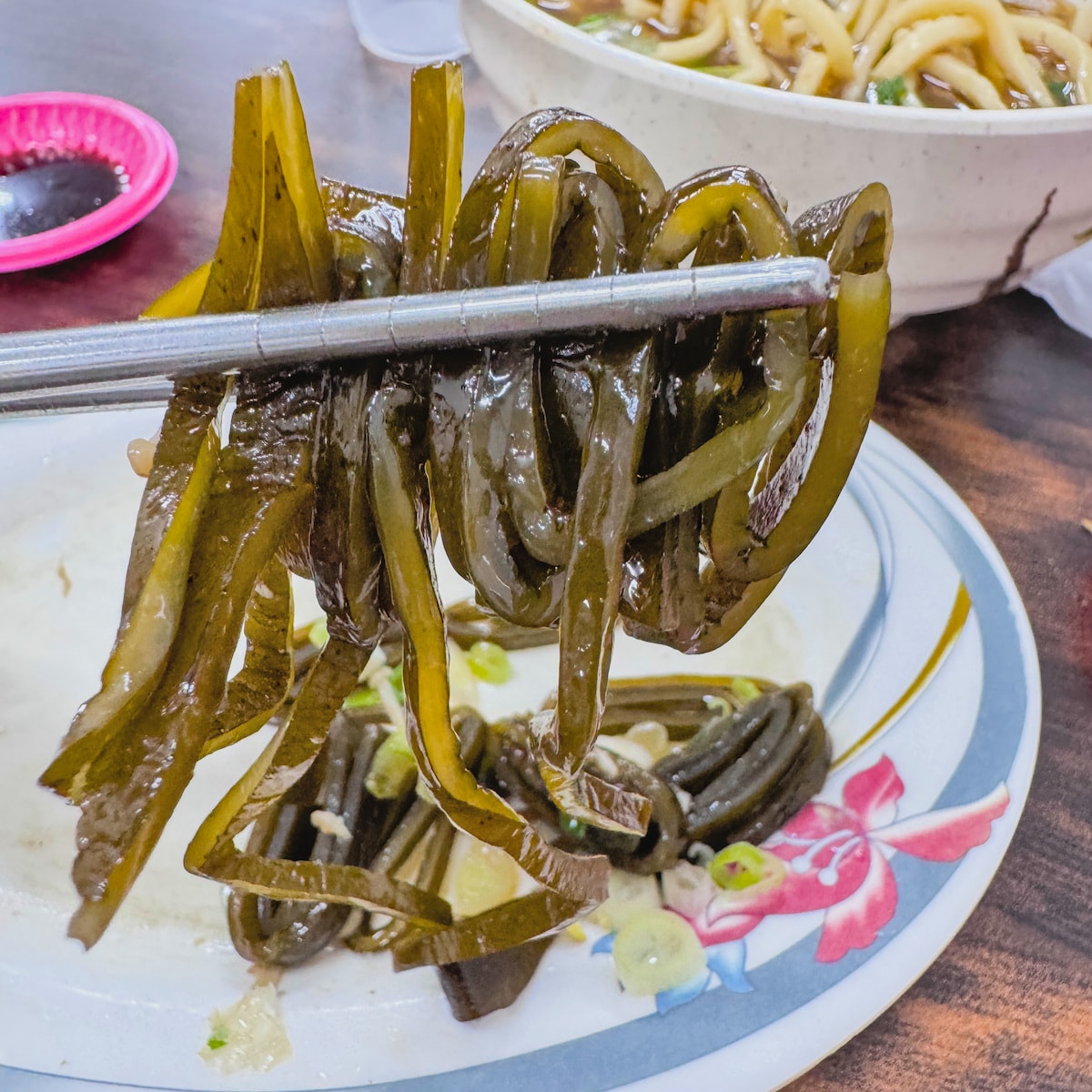 高雄美食推薦|路竹老字號「大陸牛肉麵」份量大到驚人! - 第13張圖 高雄美食推薦|路竹老字號「大陸牛肉麵」份量大到驚人!