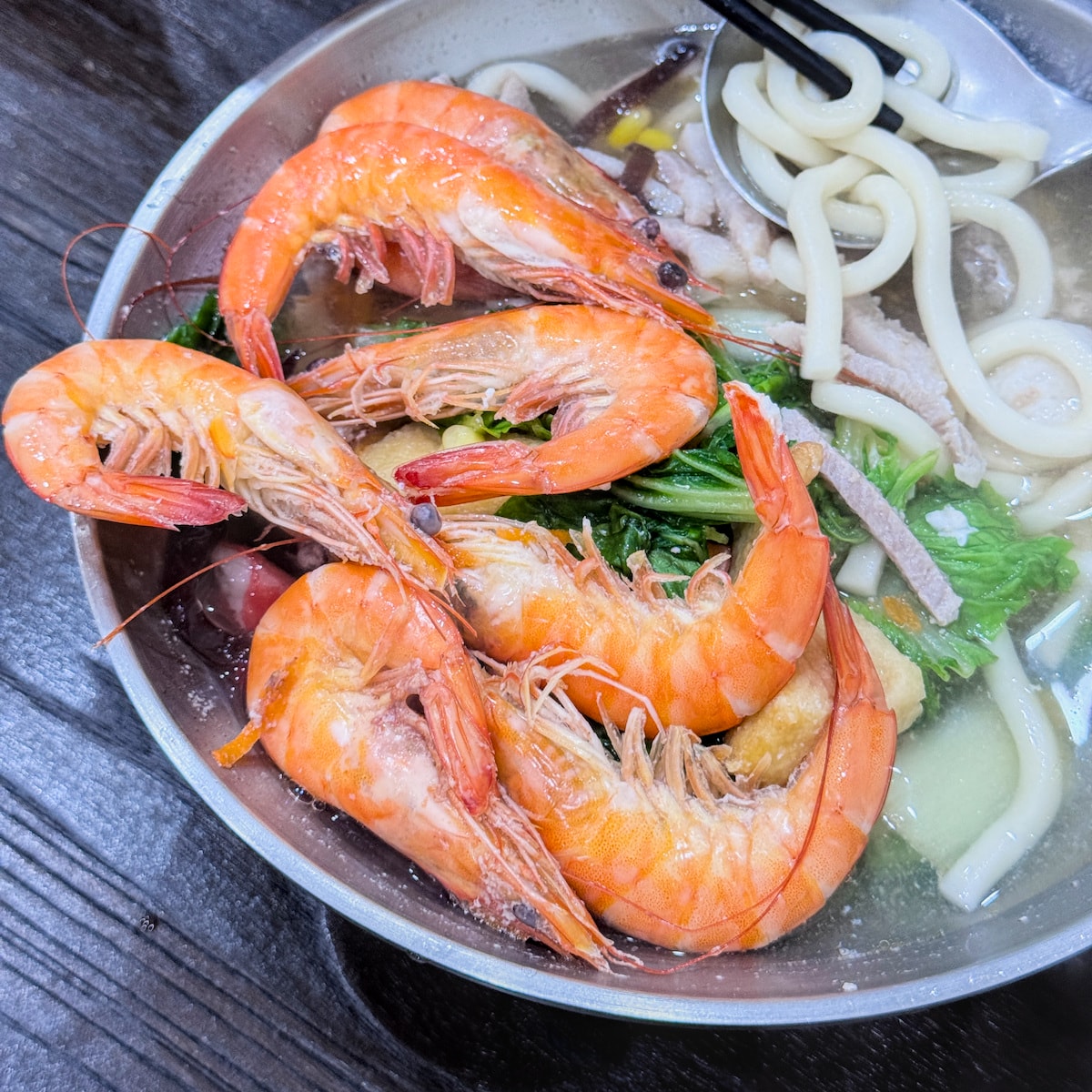 高雄大社美食推薦｜鮮爆鍋燒：浮誇蝦蝦叫鍋燒超吸睛！大社區必吃的鮮美湯頭