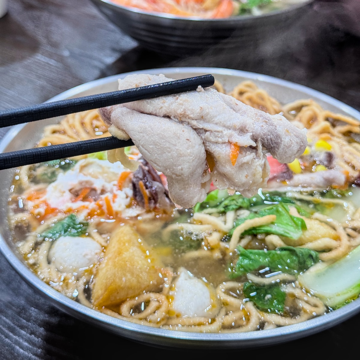 高雄大社美食推薦｜鮮爆鍋燒：浮誇蝦蝦叫鍋燒超吸睛！大社區必吃的鮮美湯頭