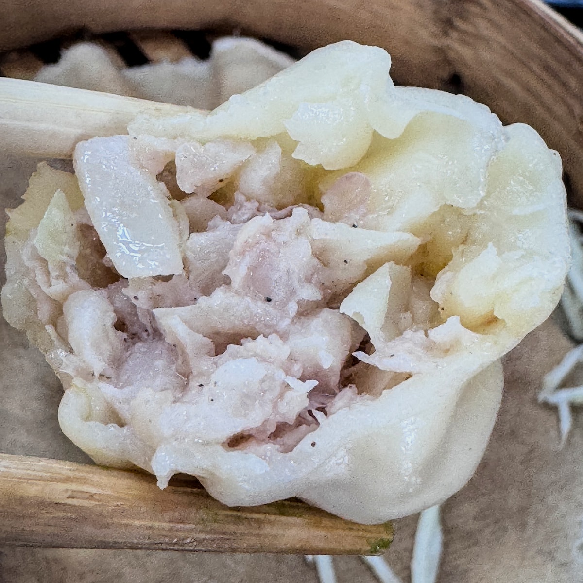 高雄美食推薦：正義蚵仔麵線，苓雅區必吃的爆料系銅板小吃