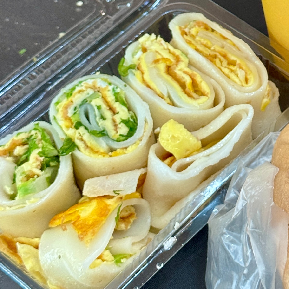 高雄前金美食推薦｜永和四海 幸福豆漿-招牌養生菜包：24小時不打烊的傳統滋味