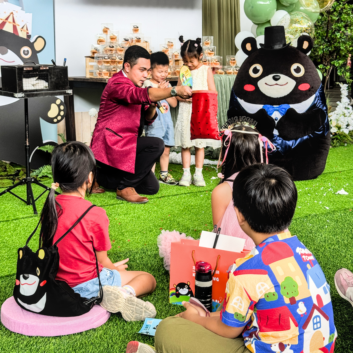 高雄熊生日派對超萌登場！今天帶女兒衝中央公園站，一起參加最有愛的熊寶慶生會