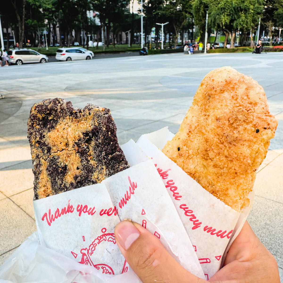陳50年老店老牌白糖粿｜高雄苓雅超人氣排隊古早味，在地人從小吃到大的銅板美食