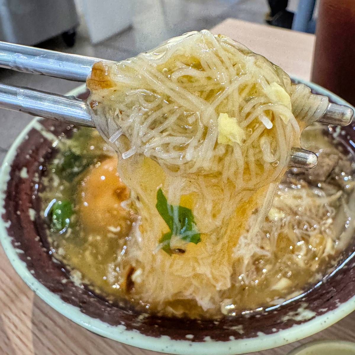 楠梓組羊肉焿。魷魚焿｜楠梓在地人氣老店！羊肉焿、魷魚焿、赤肉焿任你選，高雄美食推薦