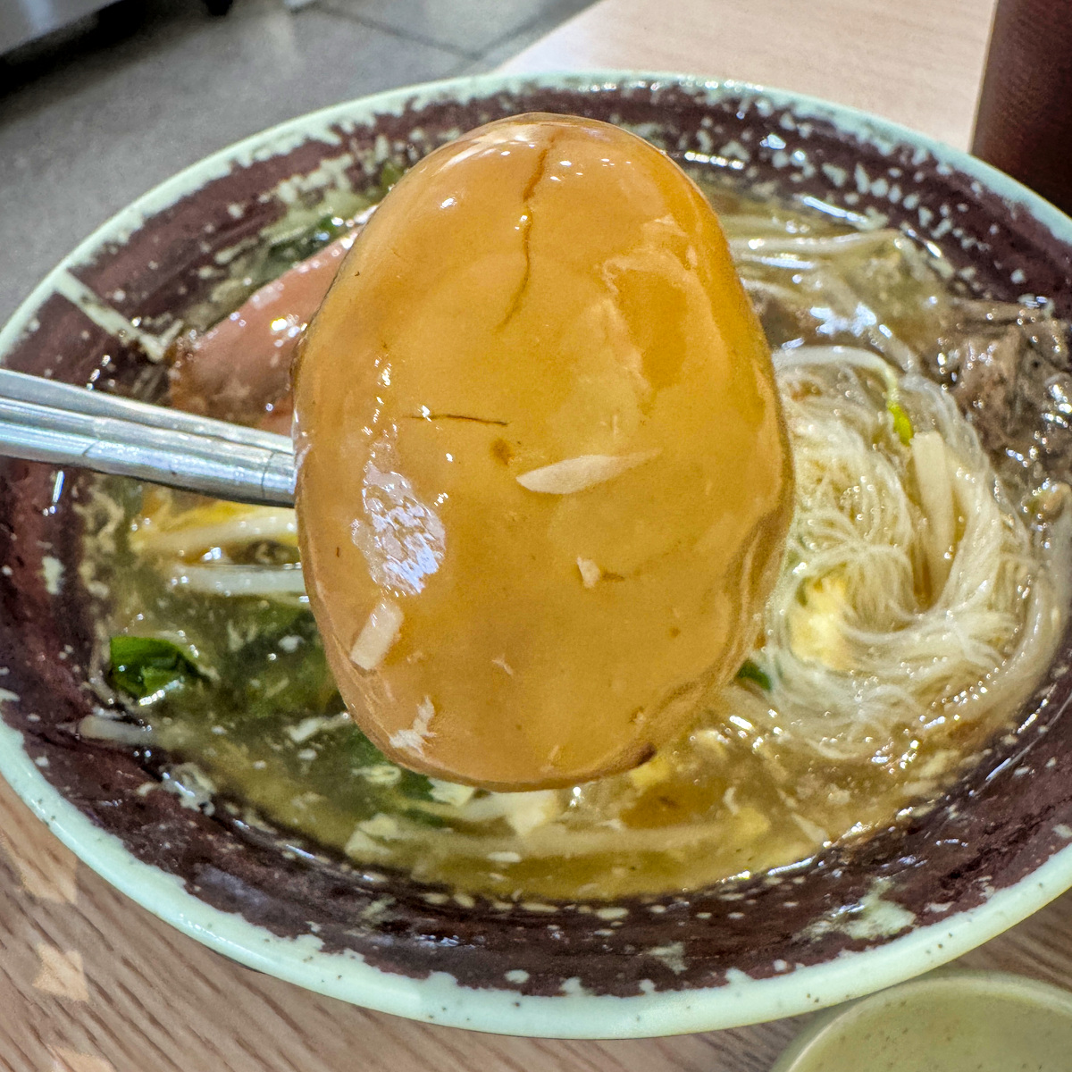 楠梓組羊肉焿。魷魚焿｜楠梓在地人氣老店！羊肉焿、魷魚焿、赤肉焿任你選，高雄美食推薦