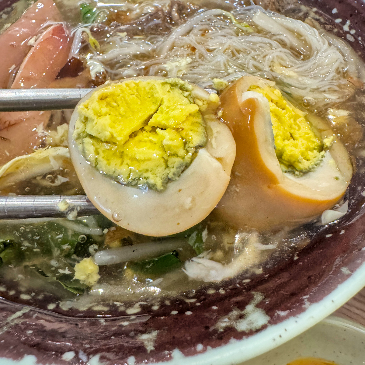 楠梓組羊肉焿。魷魚焿｜楠梓在地人氣老店！羊肉焿、魷魚焿、赤肉焿任你選，高雄美食推薦