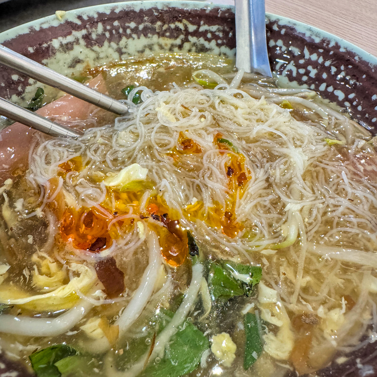 楠梓組羊肉焿。魷魚焿｜楠梓在地人氣老店！羊肉焿、魷魚焿、赤肉焿任你選，高雄美食推薦