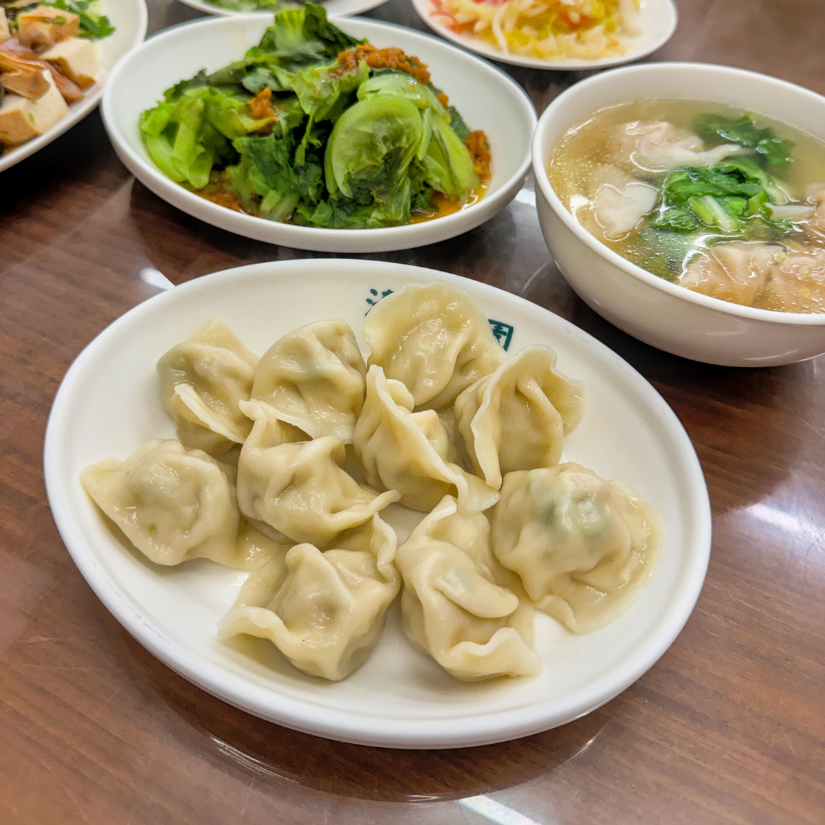 清香園水餃餛飩麵食館|三民區飄香數十年的手工水餃,高雄美食必吃老字號! - 第6張圖 清香園水餃餛飩麵食館|三民區飄香數十年的手工水餃,高雄美食必吃老字號!