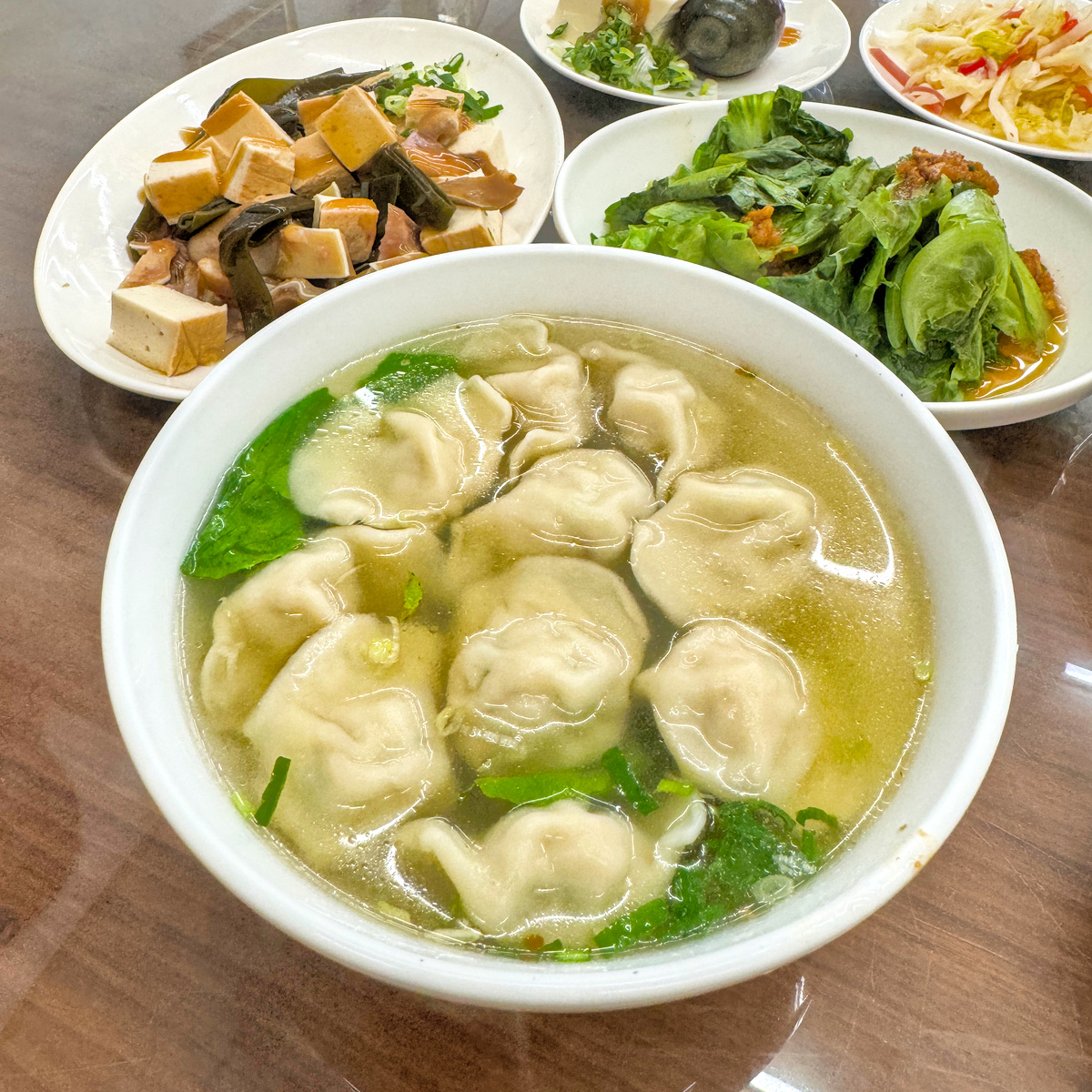 清香園水餃餛飩麵食館|三民區飄香數十年的手工水餃,高雄美食必吃老字號! - 第9張圖 清香園水餃餛飩麵食館|三民區飄香數十年的手工水餃,高雄美食必吃老字號!