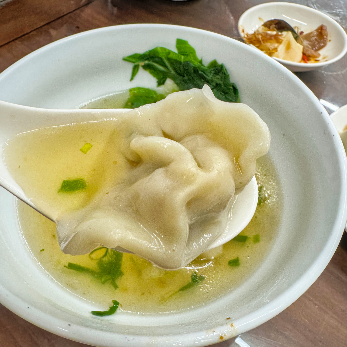 清香園水餃餛飩麵食館|三民區飄香數十年的手工水餃,高雄美食必吃老字號! - 第10張圖 清香園水餃餛飩麵食館|三民區飄香數十年的手工水餃,高雄美食必吃老字號!