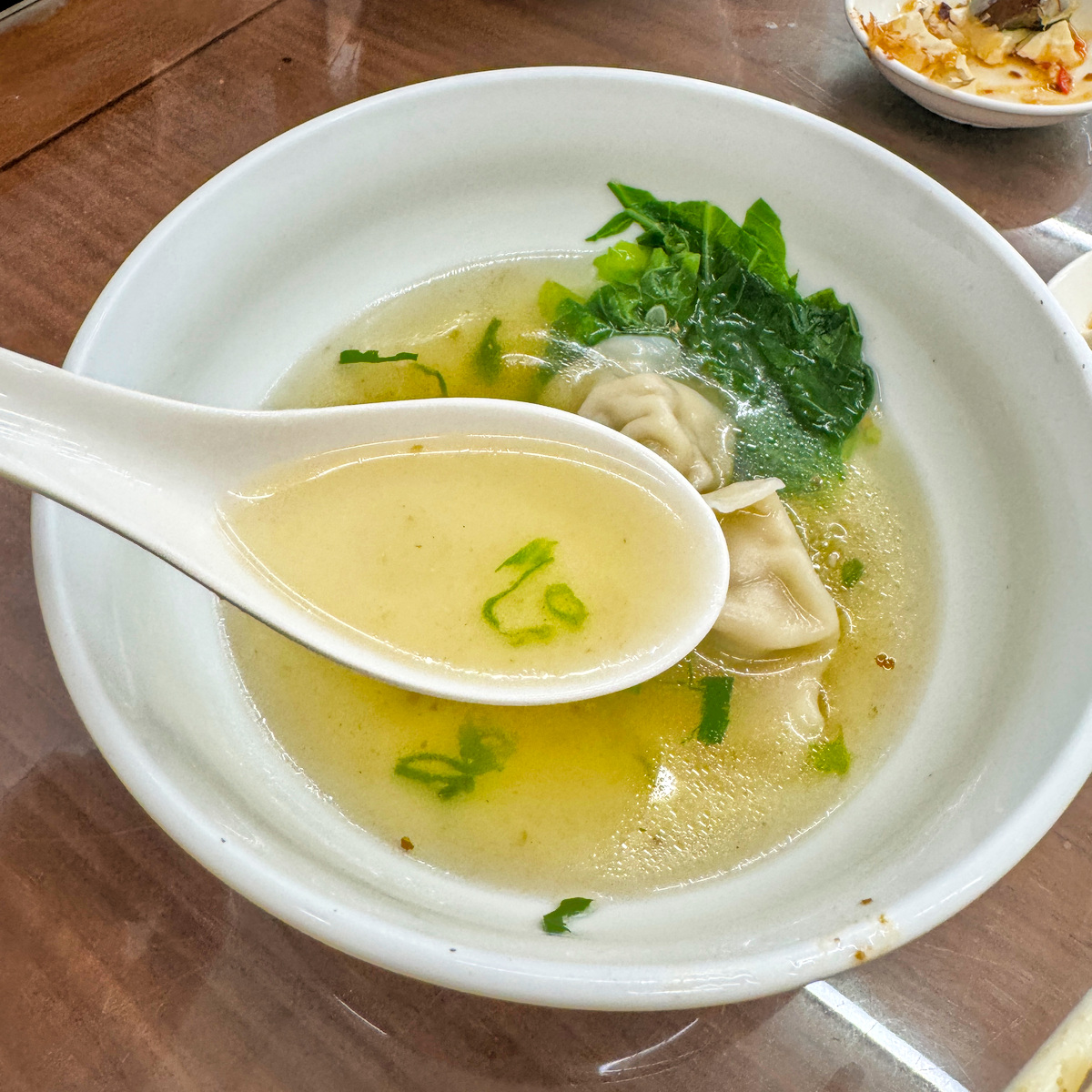 清香園水餃餛飩麵食館|三民區飄香數十年的手工水餃,高雄美食必吃老字號! - 第11張圖 清香園水餃餛飩麵食館|三民區飄香數十年的手工水餃,高雄美食必吃老字號!
