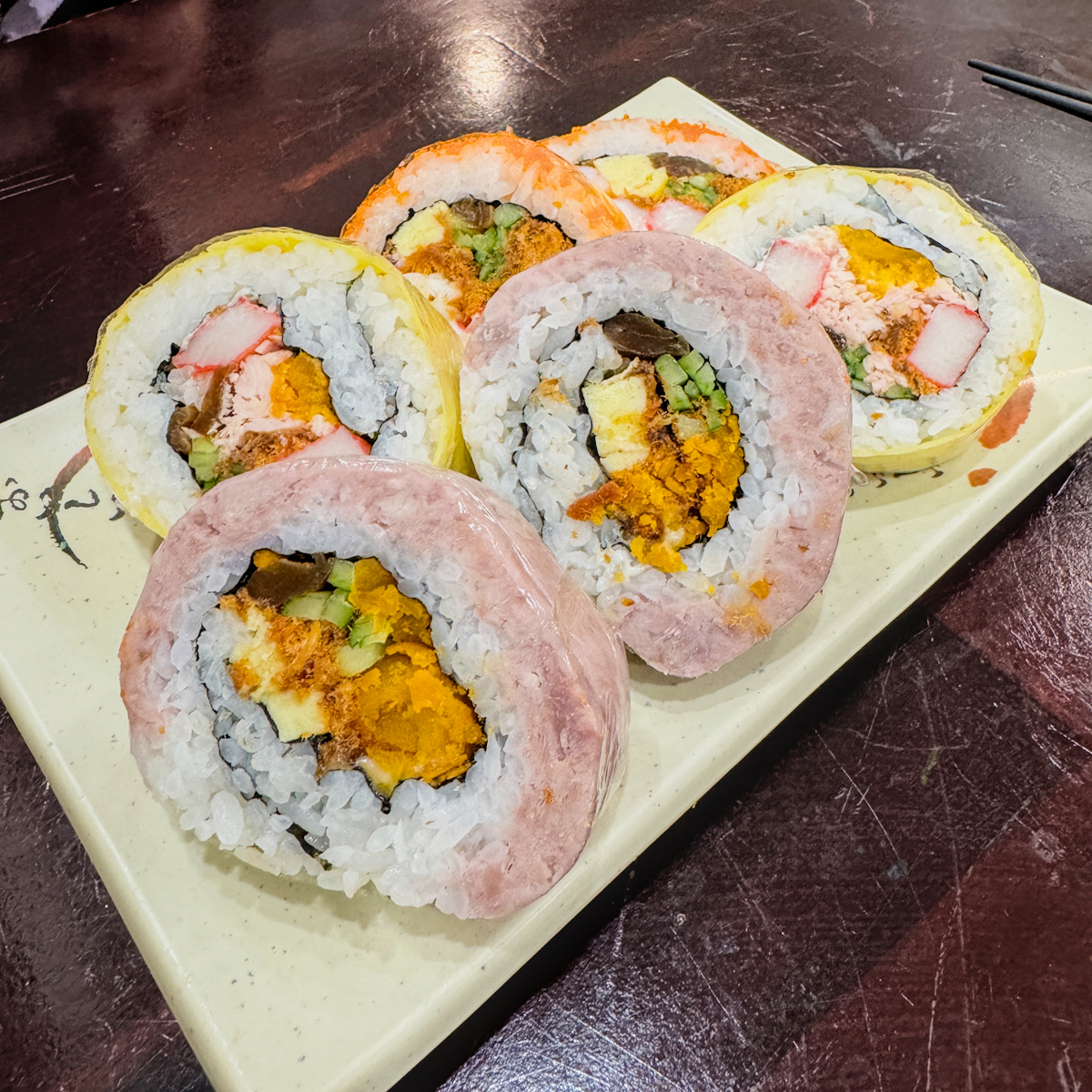 將太壽司 高雄三民區日式料理餐點照片14，展示高雄壽司、握壽司、花壽司與店內環境。