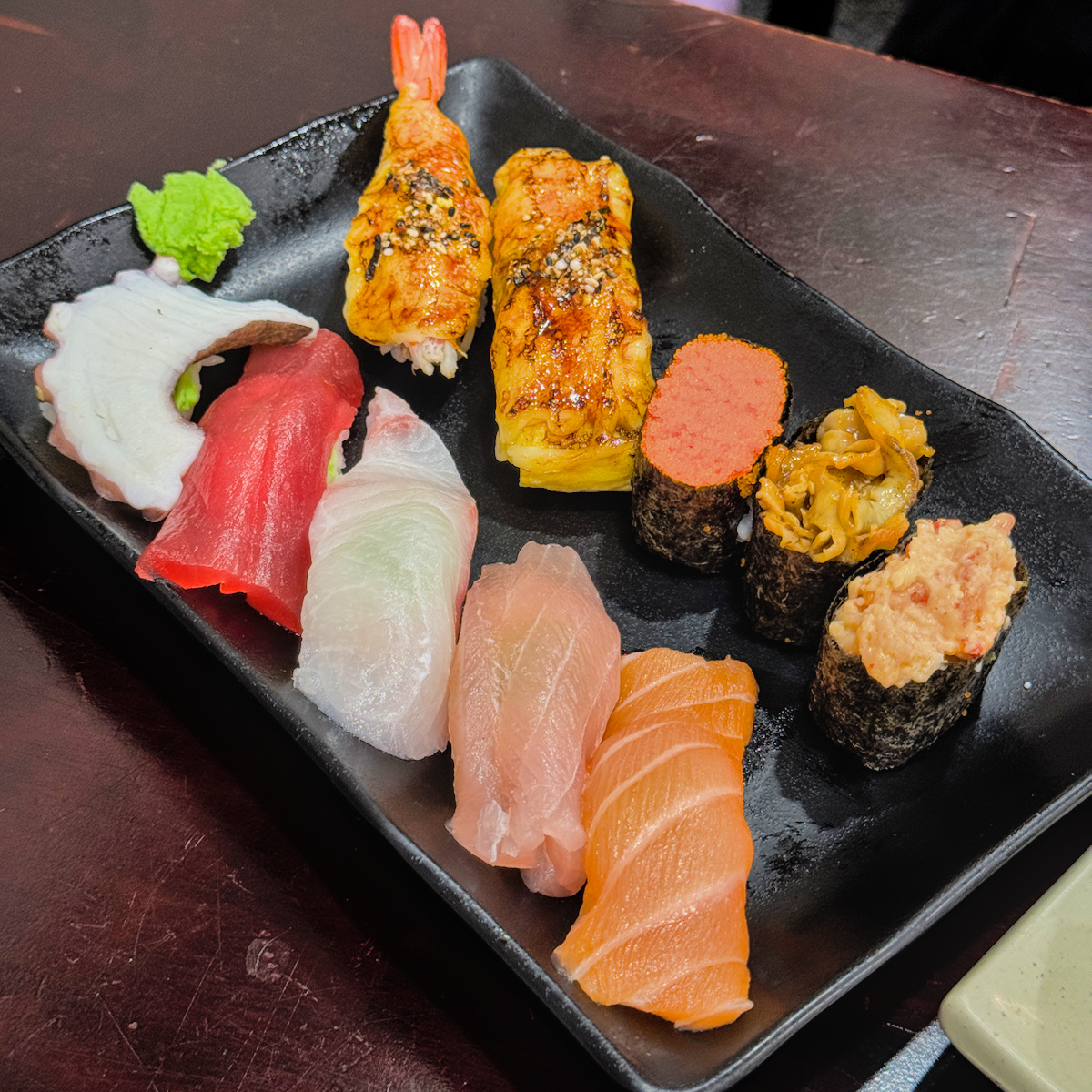 將太壽司 高雄三民區日式料理餐點照片8，展示高雄壽司、握壽司、花壽司與店內環境。