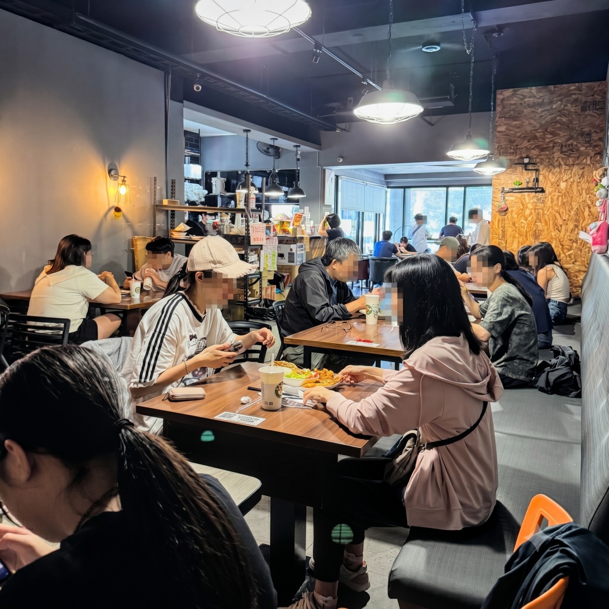 香醇軒楠梓｜楠梓人氣早午餐推薦！大份量套餐、蛋餅、捲餅一次滿足，高雄平價早午餐首選