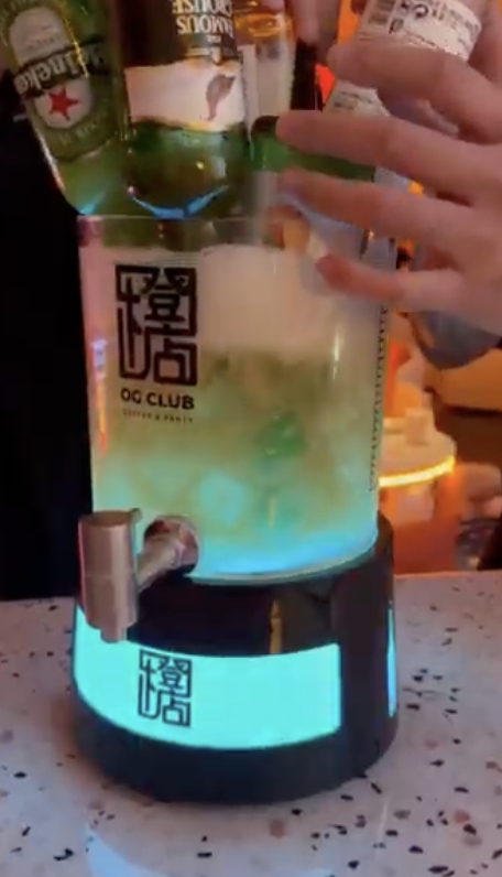 高雄酒吧推薦|橙店 OG CLUB 夜晚限定!創意調酒、特色餐酒、3公升「要你命三千」挑戰你的酒量 - 第9張圖 高雄酒吧推薦|橙店 OG CLUB 夜晚限定!創意調酒、特色餐酒、3公升「要你命三千」挑戰你的酒量