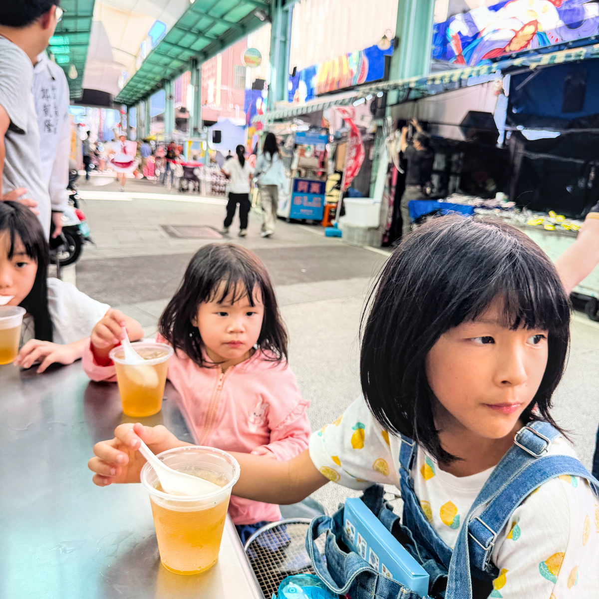 高雄南華商圈懶人包｜女人街藏著四修老師傅！南華365 Cosplay踩街、美食老店一次逛
