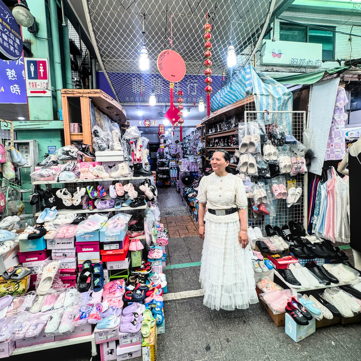 高雄南華商圈懶人包｜女人街藏著四修老師傅！南華365 Cosplay踩街、美食老店一次逛