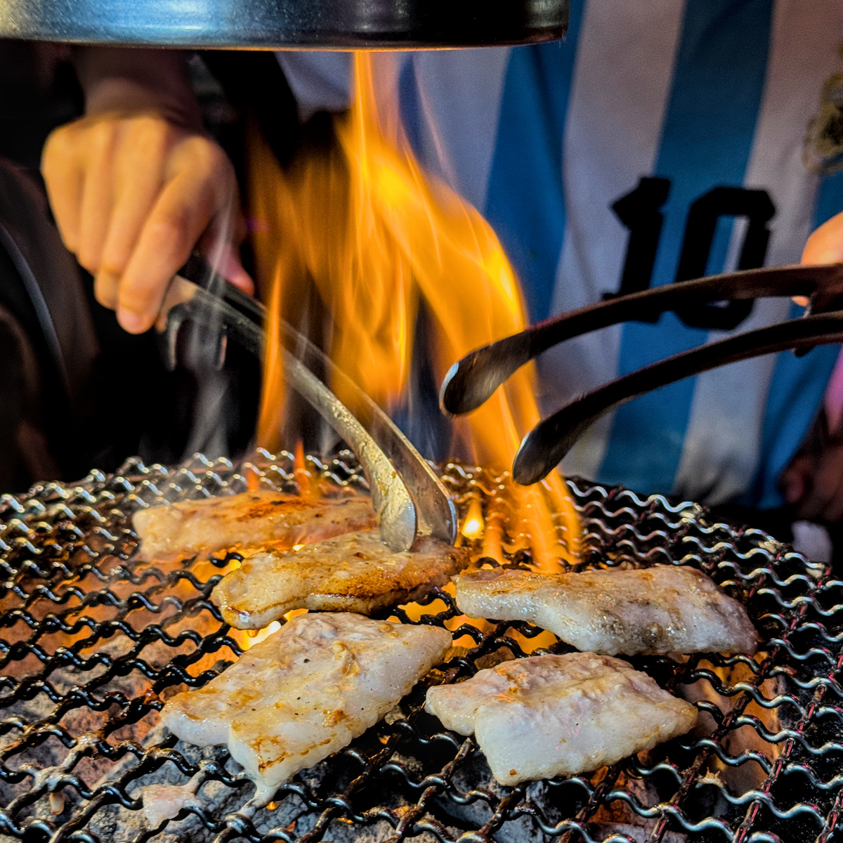 井碳吉炭火燒肉餐廳|台東美食推薦!九宮格燒肉套餐、炭火直烤、台東聚餐宵夜首選 - 第19張圖 井碳吉炭火燒肉餐廳|台東美食推薦!九宮格燒肉套餐、炭火直烤、台東聚餐宵夜首選