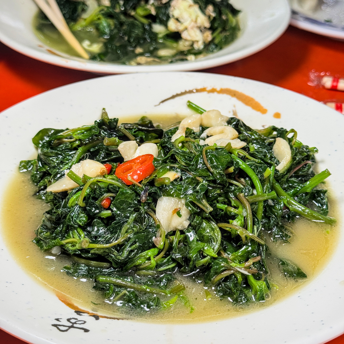 士官長牛肉麵｜太麻里人氣牛肉麵推薦，在地人從小吃到大，紅燒牛肉麵、水餃、飛機菜必點！