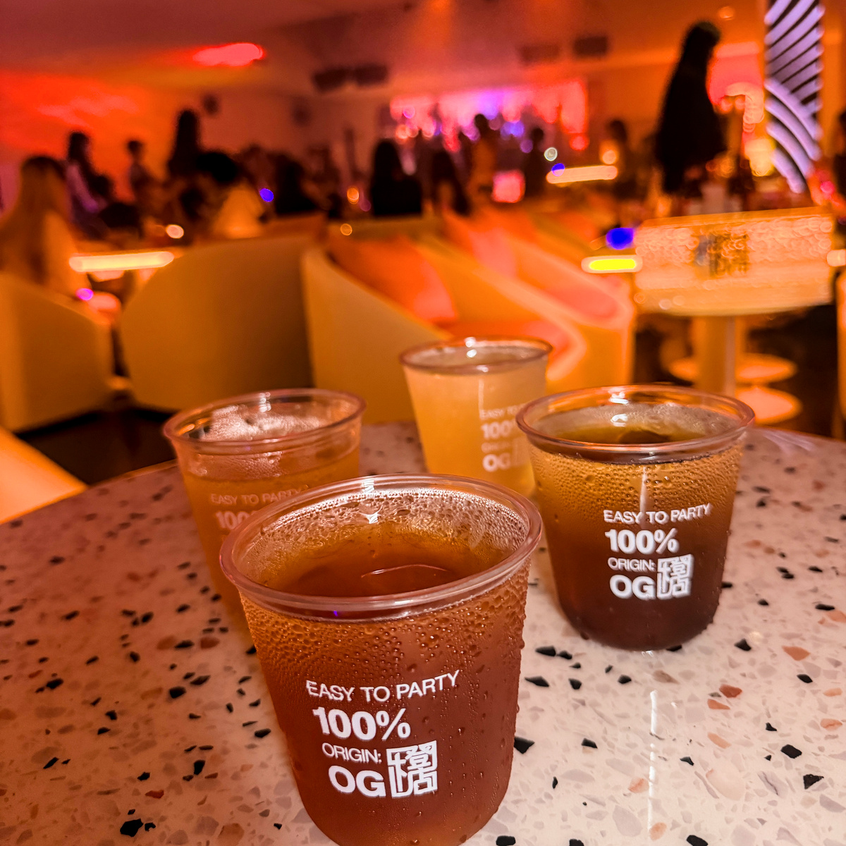 高雄酒吧推薦|橙店 OG CLUB 夜晚限定!創意調酒、特色餐酒、3公升「要你命三千」挑戰你的酒量 - 第10張圖 高雄酒吧推薦|橙店 OG CLUB 夜晚限定!創意調酒、特色餐酒、3公升「要你命三千」挑戰你的酒量