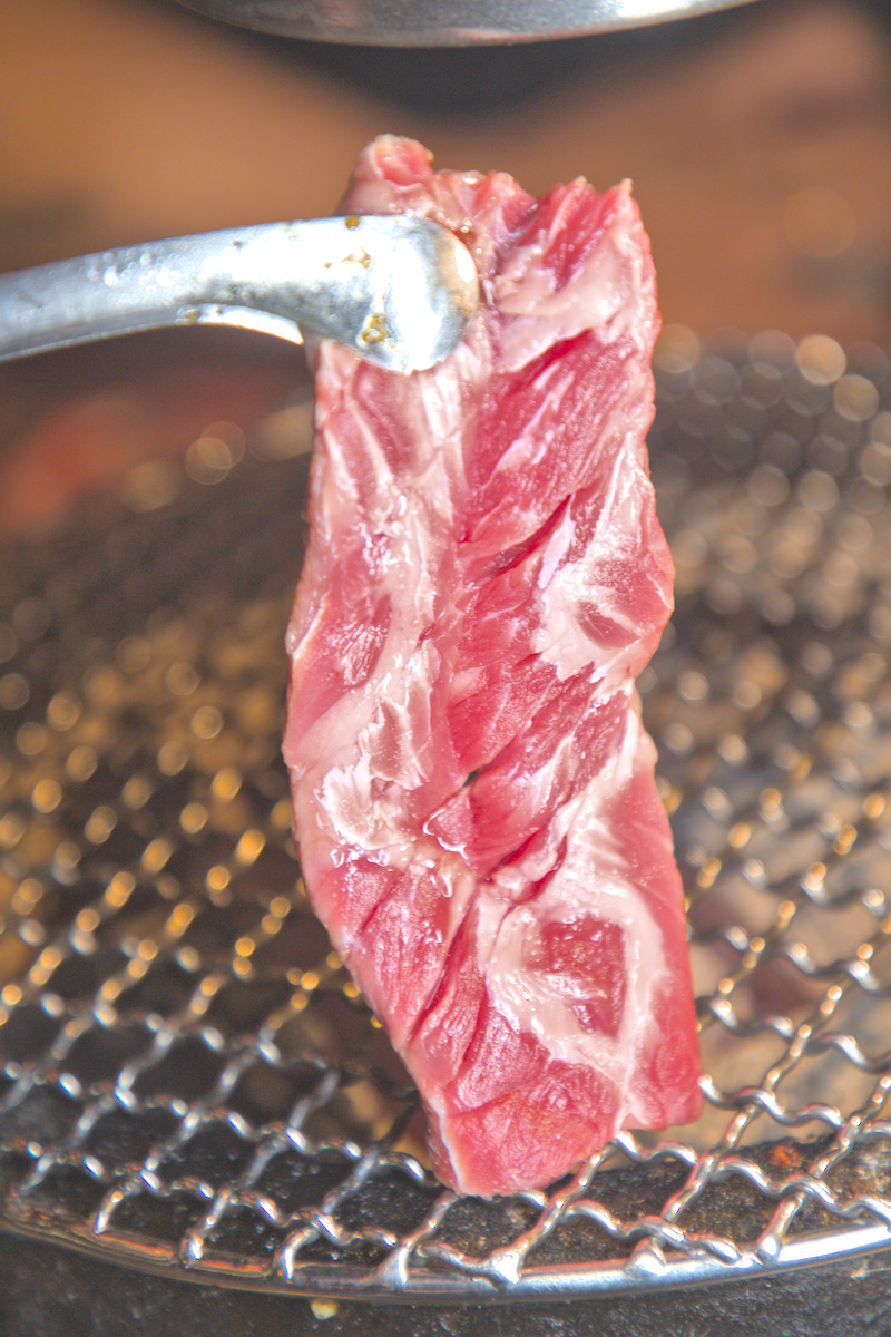 井碳吉炭火燒肉餐廳|台東美食推薦!九宮格燒肉套餐、炭火直烤、台東聚餐宵夜首選 - 第16張圖 井碳吉炭火燒肉餐廳|台東美食推薦!九宮格燒肉套餐、炭火直烤、台東聚餐宵夜首選