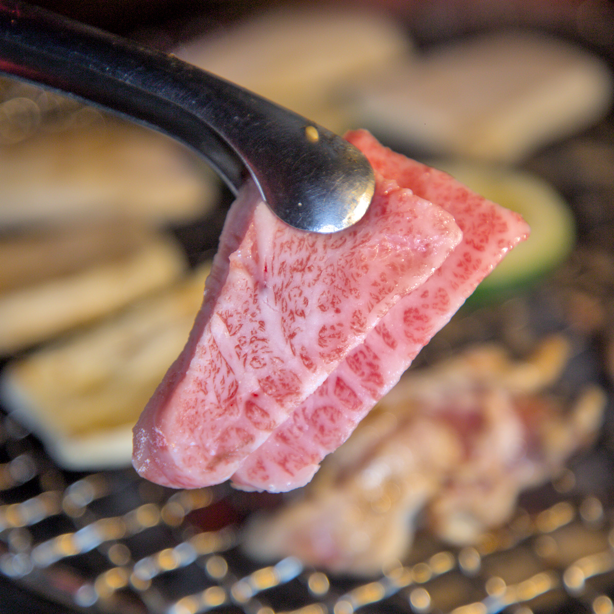 井碳吉炭火燒肉餐廳|台東美食推薦!九宮格燒肉套餐、炭火直烤、台東聚餐宵夜首選 - 第10張圖 井碳吉炭火燒肉餐廳|台東美食推薦!九宮格燒肉套餐、炭火直烤、台東聚餐宵夜首選