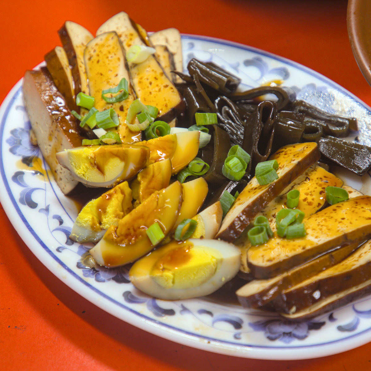 士官長牛肉麵｜太麻里人氣牛肉麵推薦，在地人從小吃到大，紅燒牛肉麵、水餃、飛機菜必點！