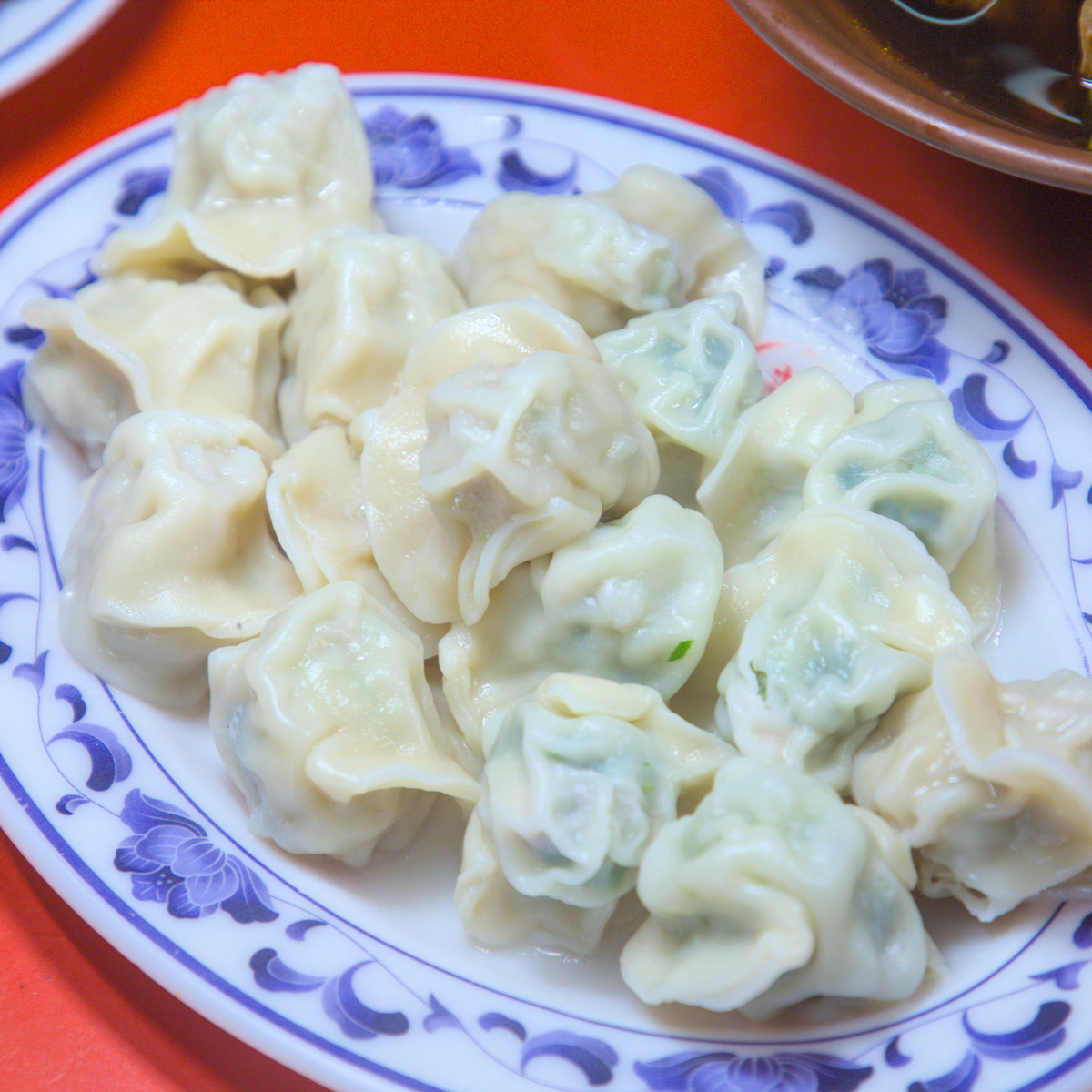士官長牛肉麵｜太麻里人氣牛肉麵推薦，在地人從小吃到大，紅燒牛肉麵、水餃、飛機菜必點！