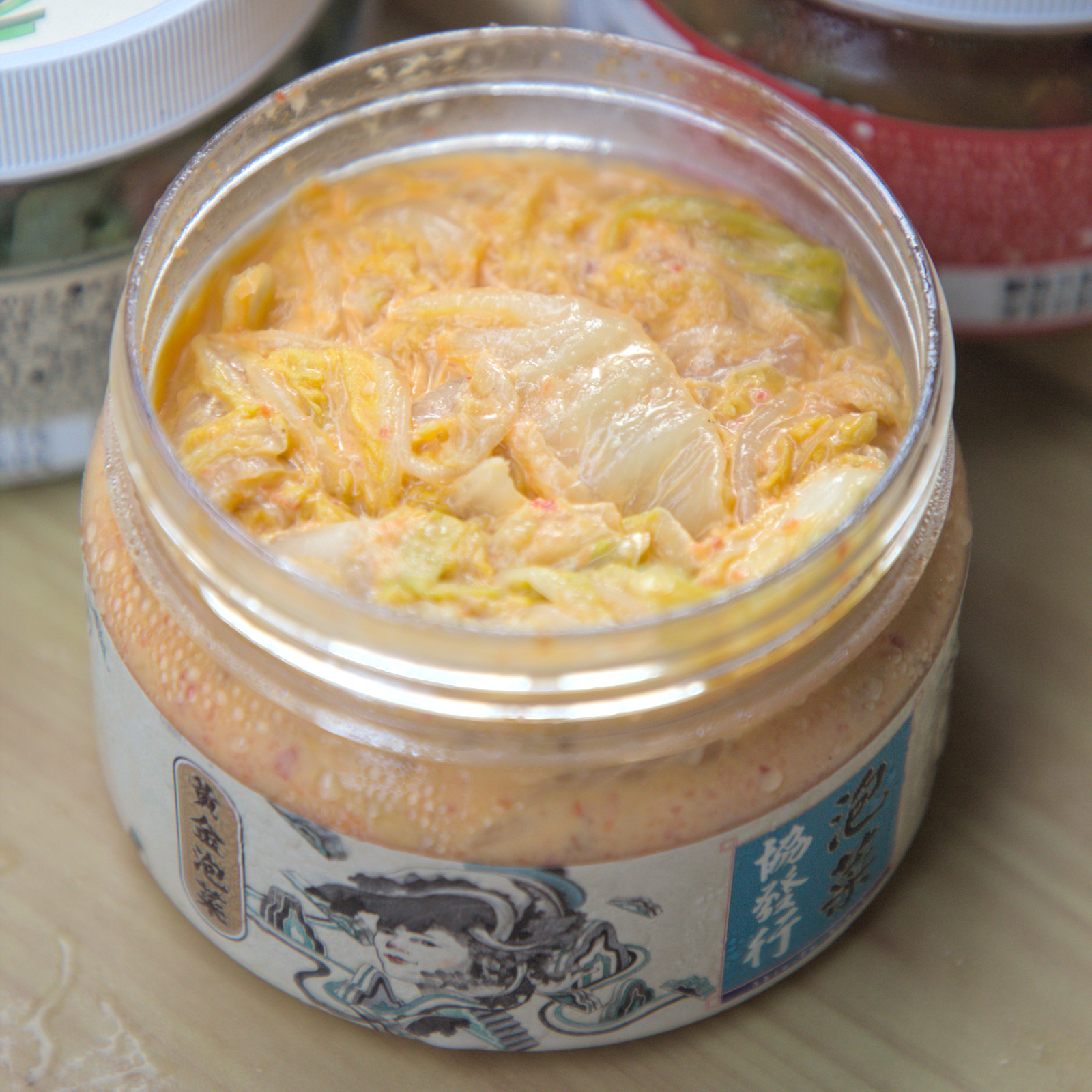 協發行泡菜推薦｜一次開箱5款人氣商品，黃金泡菜、催淚皮蛋辣椒、開燻蒜苗鴨必吃！