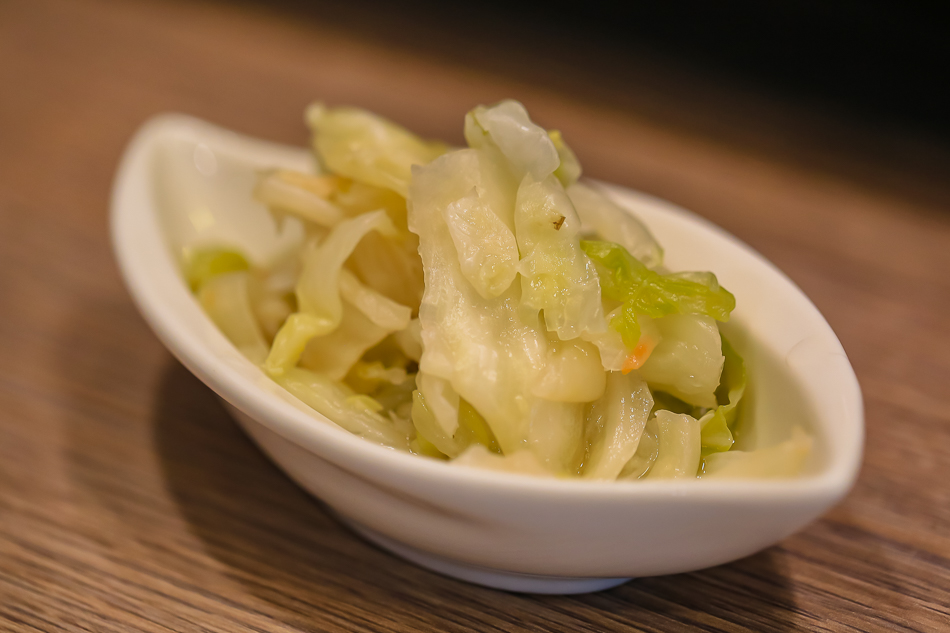 細尾手作壽司｜東港黑鮪魚、平價壽司、生魚片推薦！屏東東港必吃日本料理，海鮮散壽司超澎湃
