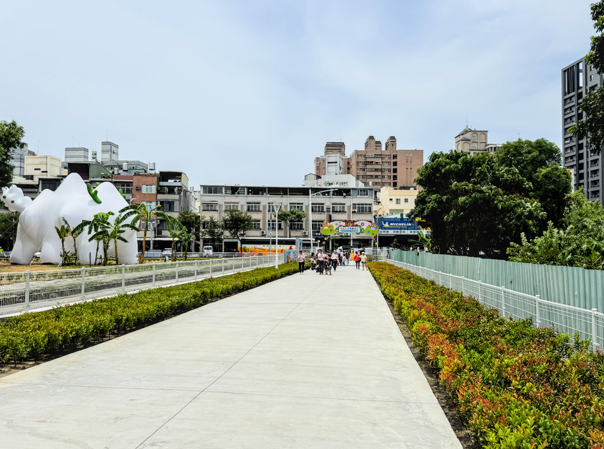 【高雄新景點】2026台鐵高雄機廠親子樂園開幕!免門票制霸30項設施、交通與開放時間全攻略 - 第5張圖 【高雄新景點】2026台鐵高雄機廠親子樂園開幕!免門票制霸30項設施、交通與開放時間全攻略
